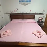 La Mora *